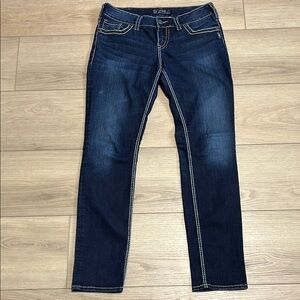 Women’s Dark Blue Skinny Jeans - Unknown Brand